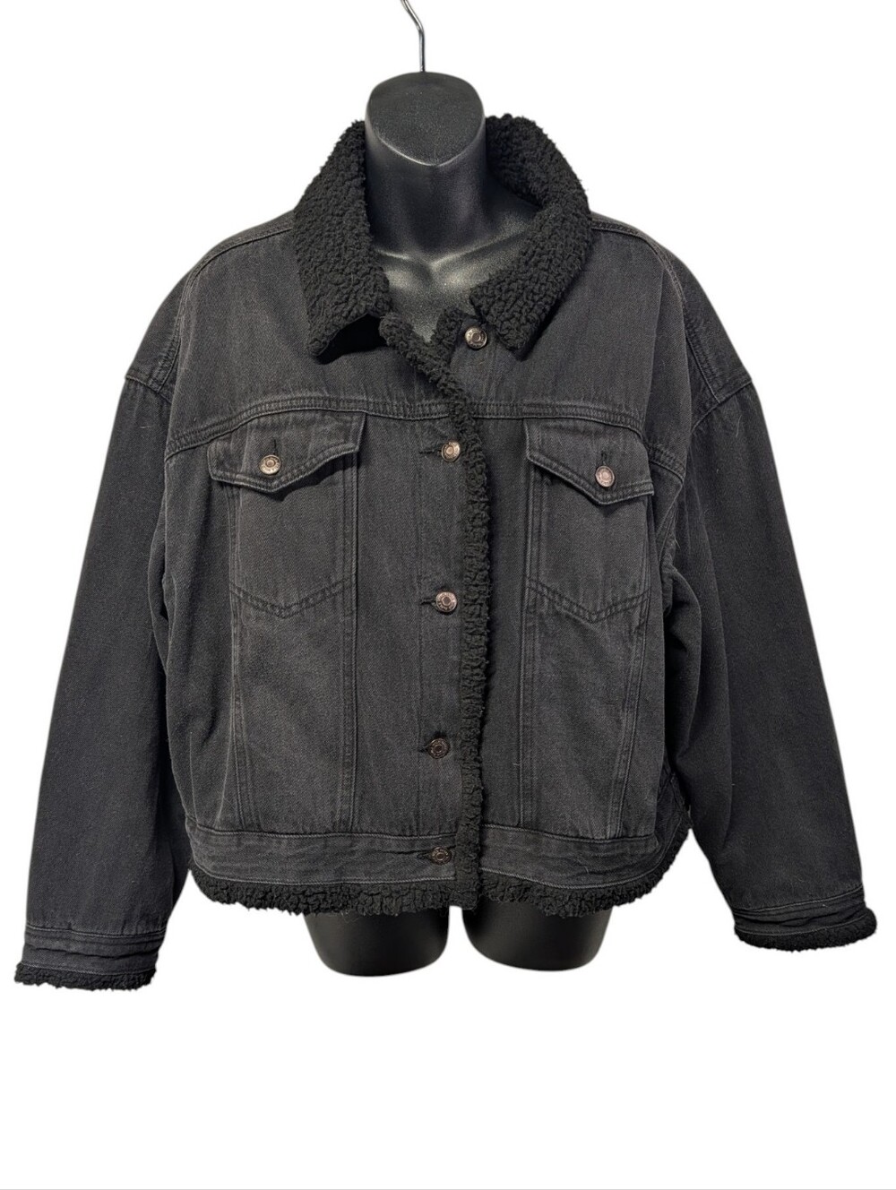 Wild Fable Women's Black Sherpa Lined Denim Jacket Size XL Button Front Pockets